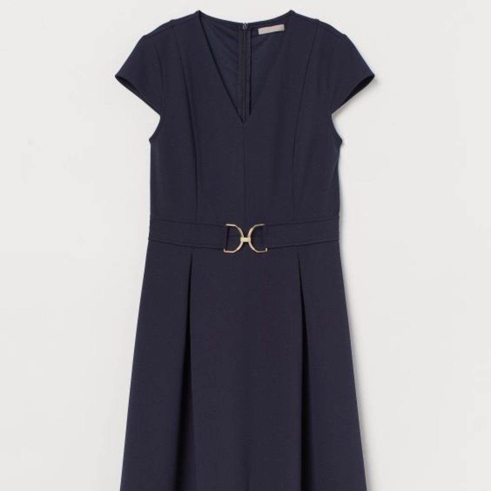 THE BOSS BABE DRESS: cap sleeved navy blue dress